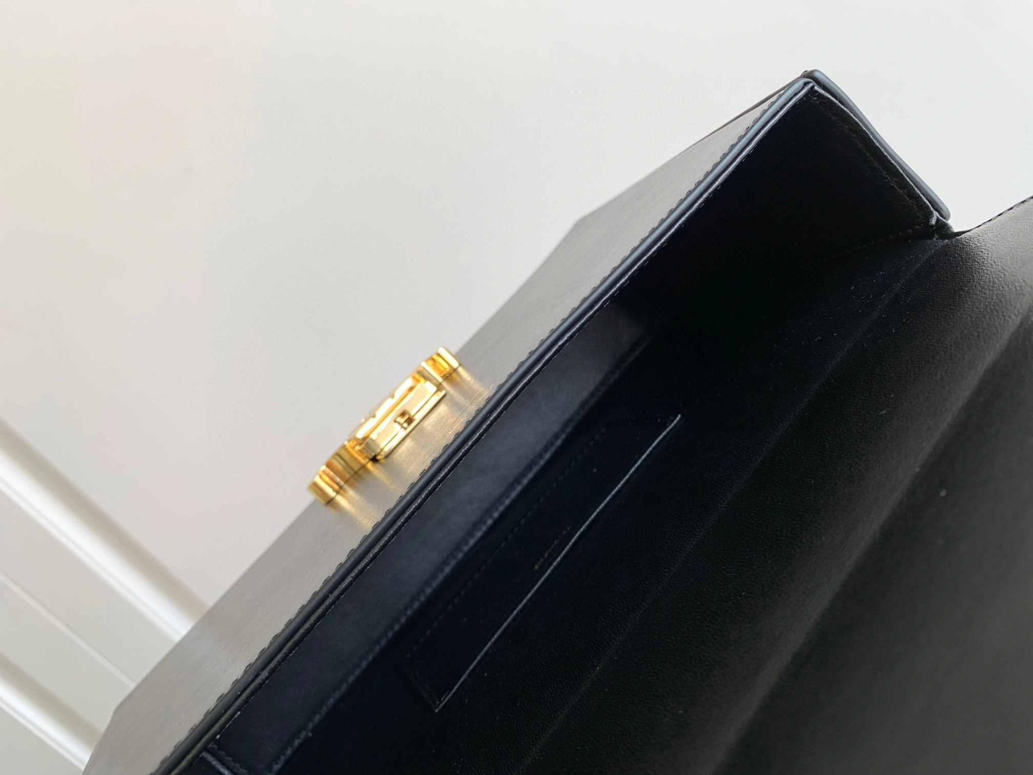 MOMO- high quality version 108213CUZ.04LU BOX TRIOMPHE item：B-B202I1405C